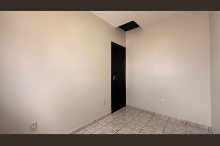 Quarto 02 de casa para alugar com 2 quartos, 100m² em Conjunto D, Brasília