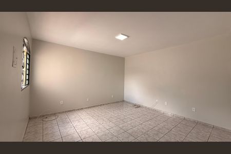 Casa para alugar com 100m², 2 quartos e 1 vagaQuarto 01