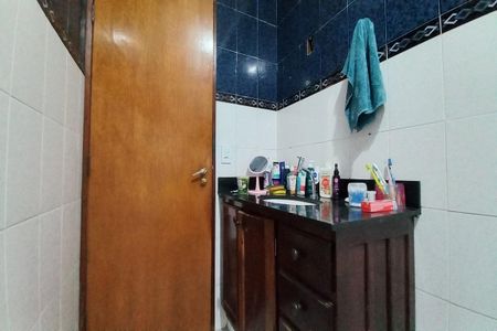 Casa à venda com 214m², 3 quartos e 3 vagasBanheiro