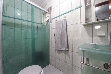 Casa à venda com 214m², 3 quartos e 3 vagasBanheiro da Suíte