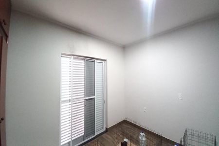Casa à venda com 214m², 3 quartos e 3 vagasQuarto 2 