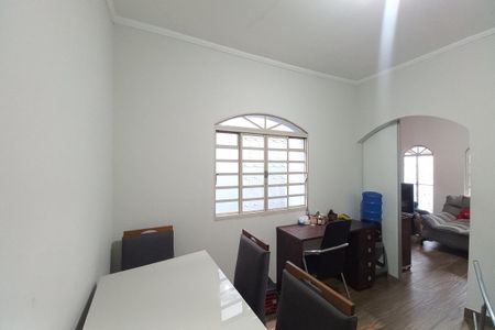 Casa à venda com 214m², 3 quartos e 3 vagasSala de Jantar