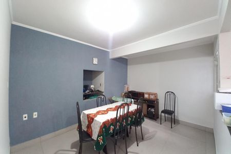 Casa à venda com 214m², 3 quartos e 3 vagasCopa 