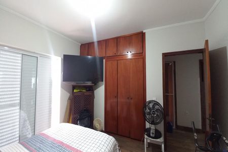 Quarto 1  de casa para alugar com 3 quartos, 214m² em Jardim Santa Lúcia, Campinas