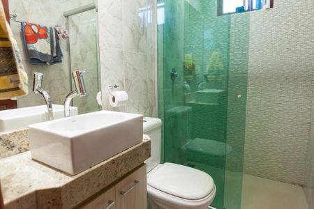 Casa à venda com 1500m², 3 quartos e 5 vagasBanheiro Social