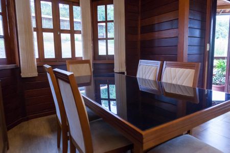 Sala de Jantar de casa à venda com 3 quartos, 1500m² em Canto das Águas, Rio Acima