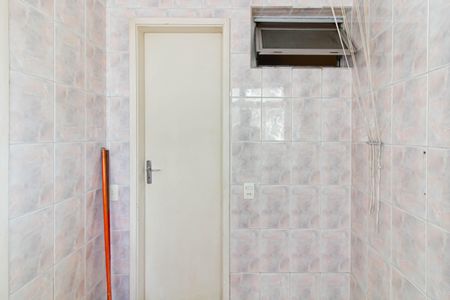 Apartamento à venda com 80m², 3 quartos e 1 vagaÁrea de Serviço