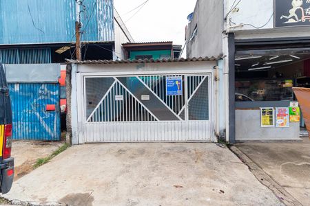 Casa para alugar com 90m², 2 quartos e 1 vaga Casa para alugar com 90m², 2 quartos e 1 vagaFachada