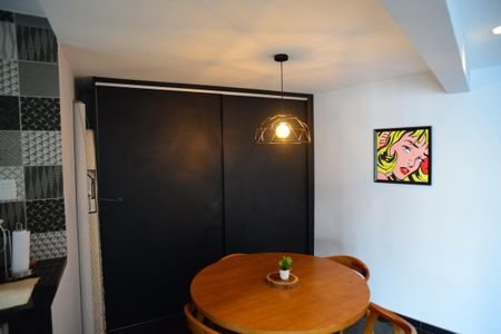 Apartamento para alugar com 90m², 2 quartos e 1 vagaSala