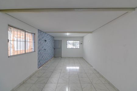 Sala e Cozinha de casa para alugar com 2 quartos, 89m² em Vila Jacuí, São Paulo