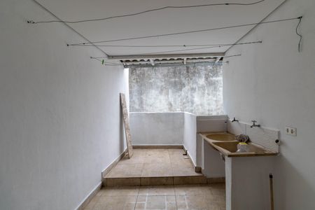 Casa para alugar com 89m², 2 quartos e 1 vagaÁrea de Serviço