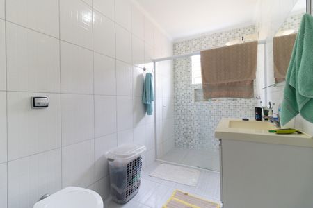 Casa à venda com 220m², 3 quartos e 2 vagasBanheiro Social 