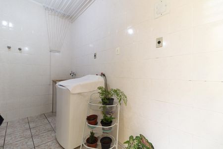 Casa à venda com 220m², 3 quartos e 2 vagasLavanderia