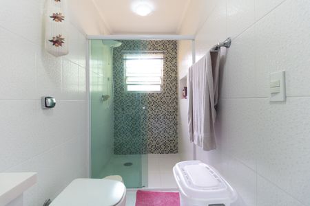 Casa à venda com 220m², 3 quartos e 2 vagasBanheiro da Suíte 1