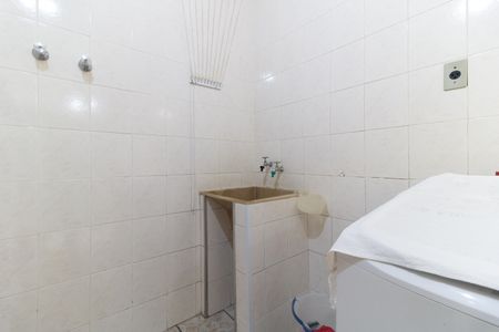 Casa à venda com 220m², 3 quartos e 2 vagasLavanderia