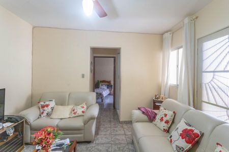 Casa à venda com 180m², 3 quartos e 2 vagasCasa 2 - sala