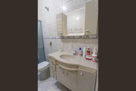 Casa à venda com 180m², 3 quartos e 2 vagasCasa 1 - banheiro 