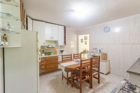 Casa à venda com 180m², 3 quartos e 2 vagasCasa 1 - cozinha 