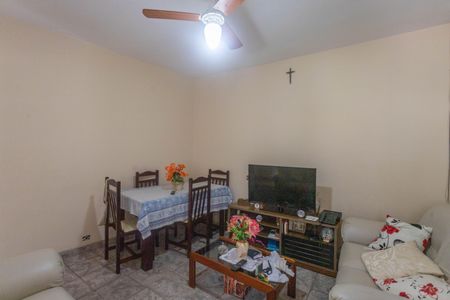 Casa à venda com 180m², 3 quartos e 2 vagasCasa 2 - sala