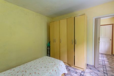 Casa à venda com 180m², 3 quartos e 2 vagasCasa 1 - quarto 2