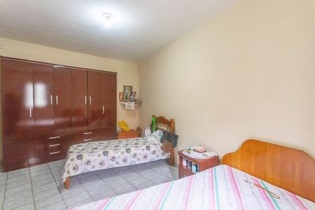Casa à venda com 180m², 3 quartos e 2 vagasCasa 2 - quarto 