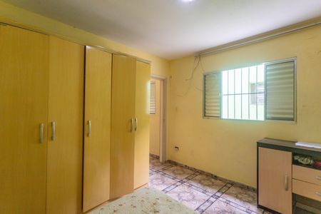 Casa à venda com 180m², 3 quartos e 2 vagasCasa 1 - quarto 2