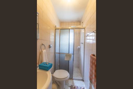 Casa à venda com 180m², 3 quartos e 2 vagasCasa 2 - banheiro 