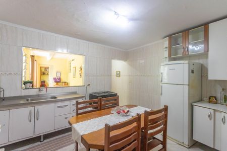 Casa à venda com 180m², 3 quartos e 2 vagasCasa 1 - cozinha 