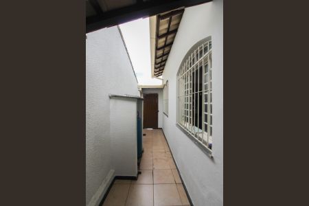Casa à venda com 360m², 4 quartos e 3 vagasCorredor