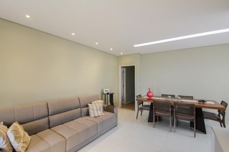 Sala de casa à venda com 4 quartos, 360m² em Itapoã, Belo Horizonte