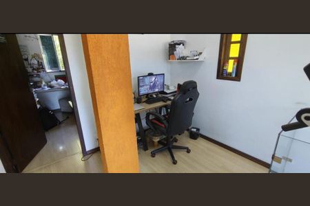 Casa para alugar com 250m², 4 quartos e 2 vagasQuarto