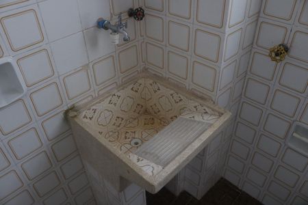 Banheiro de apartamento para alugar com 1 quarto, 50m² em Barra Funda, São Paulo