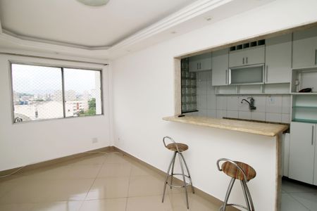 Apartamento para alugar com 45m², 2 quartos e 1 vagaSala