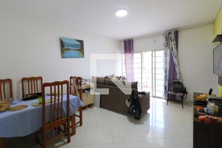 Casa à venda com 4 quartos, 160m² em Santa Maria, Osasco