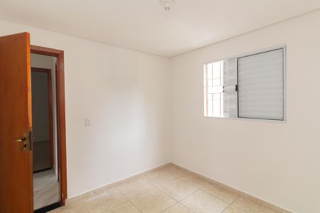 Quarto 1 de apartamento para alugar com 2 quartos, 85m² em Guaianases, São Paulo