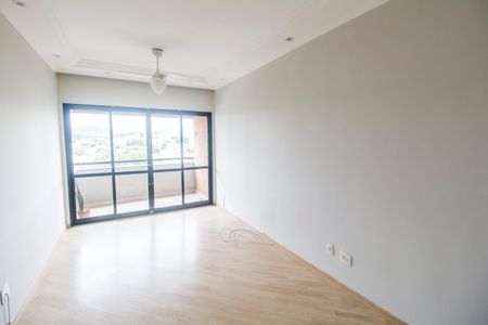 Sala  de apartamento para alugar com 4 quartos, 86m² em Empresarial 18 do Forte, Barueri