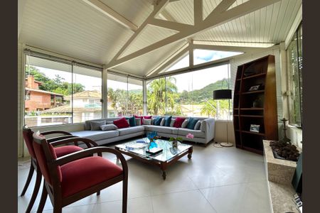 Casa para alugar com 480m², 1 quarto e 2 vagasSala