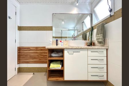 Casa para alugar com 480m², 1 quarto e 2 vagasBanheiro 