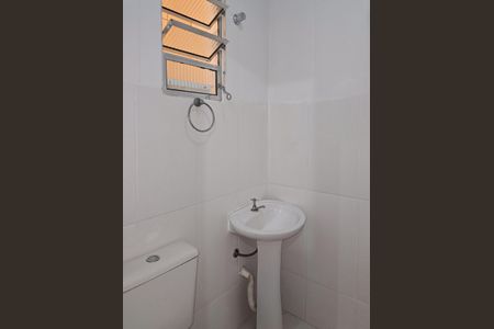 Banheiro  de casa para alugar com 1 quarto, 50m² em Parque Selecta, São Bernardo do Campo