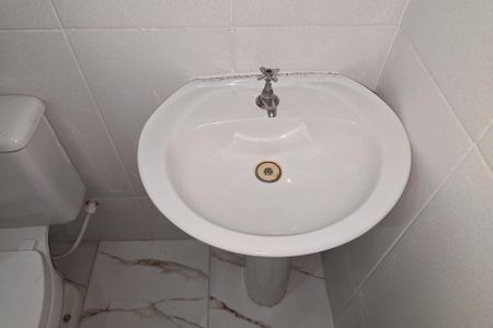 Banheiro de casa para alugar com 1 quarto, 50m² em Parque Selecta, São Bernardo do Campo