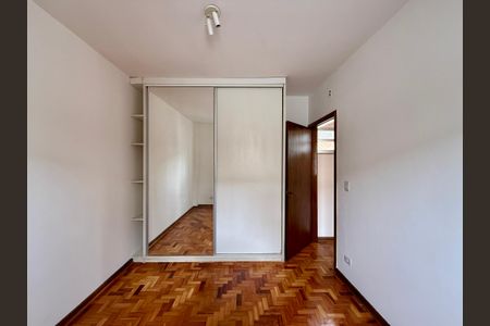Casa à venda com 222m², 3 quartos e 2 vagasQuarto 3