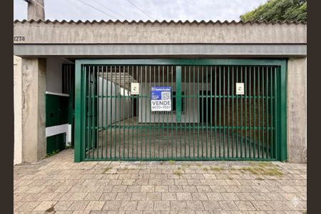 Casa à venda com 222m², 3 quartos e 2 vagasFachada 