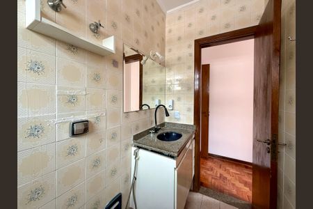Casa à venda com 222m², 3 quartos e 2 vagasBanheiro Suíte 