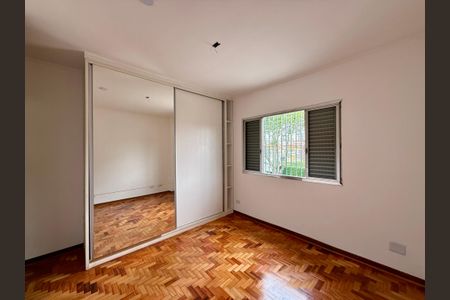 Casa à venda com 222m², 3 quartos e 2 vagasSuíte 