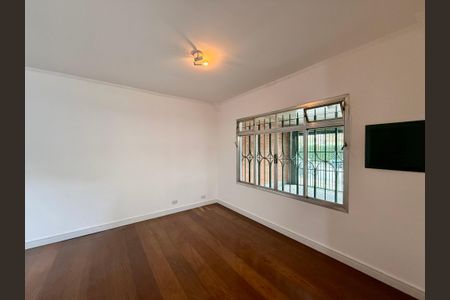 Casa à venda com 222m², 3 quartos e 2 vagasSala