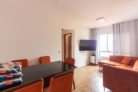 Sala  de apartamento à venda com 2 quartos, 48m² em Jardim Boa Vista (zona Oeste), Osasco