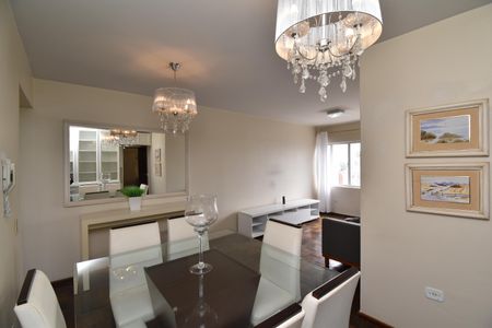 Sala de apartamento para alugar com 3 quartos, 100m² em Centro, Curitiba