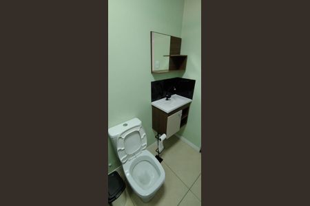 Casa de condomínio para alugar com 120m², 3 quartos e 2 vagas Casa de condomínio para alugar com 120m², 3 quartos e 2 vagasBanheiro