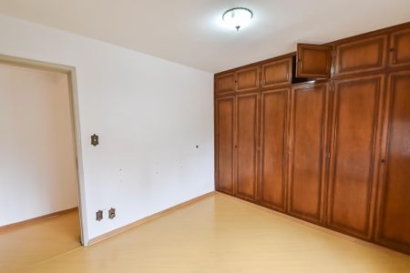 Quarto 1 de apartamento à venda com 2 quartos, 95m² em Vila Deodoro, São Paulo