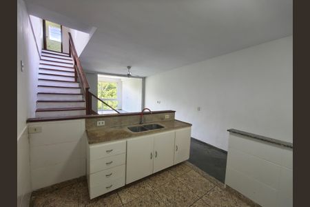 Casa de condomínio à venda com 140m², 2 quartos e sem vagaCozinha Americana